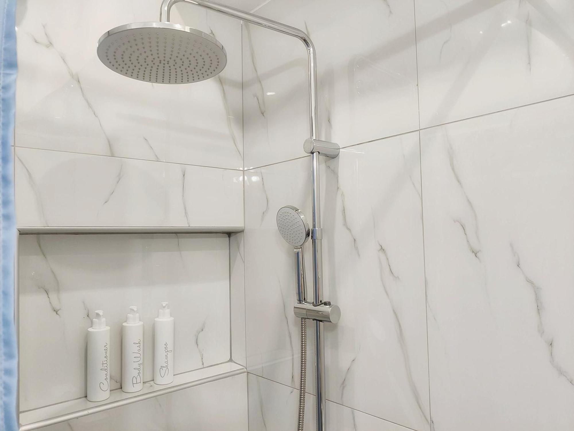 Stylish Fully Equipped City Center Condo Salonicco Esterno foto